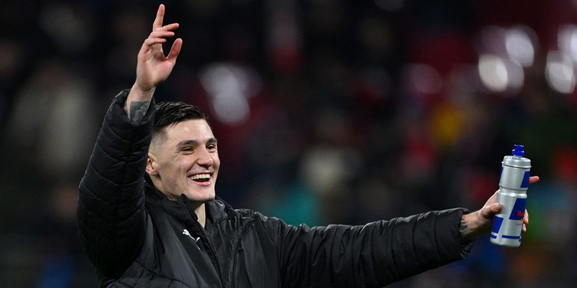 Newcastle: PIF submit offer to sign another Man Utd target alongside Sesko